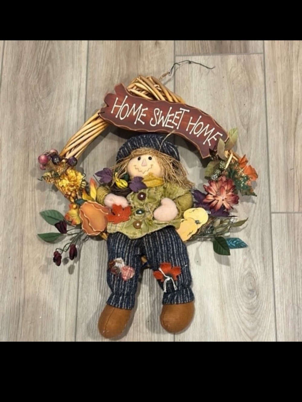 Vintage Home Sweet Home Fall Scarecrow Wreath in Brown, Orange, Green